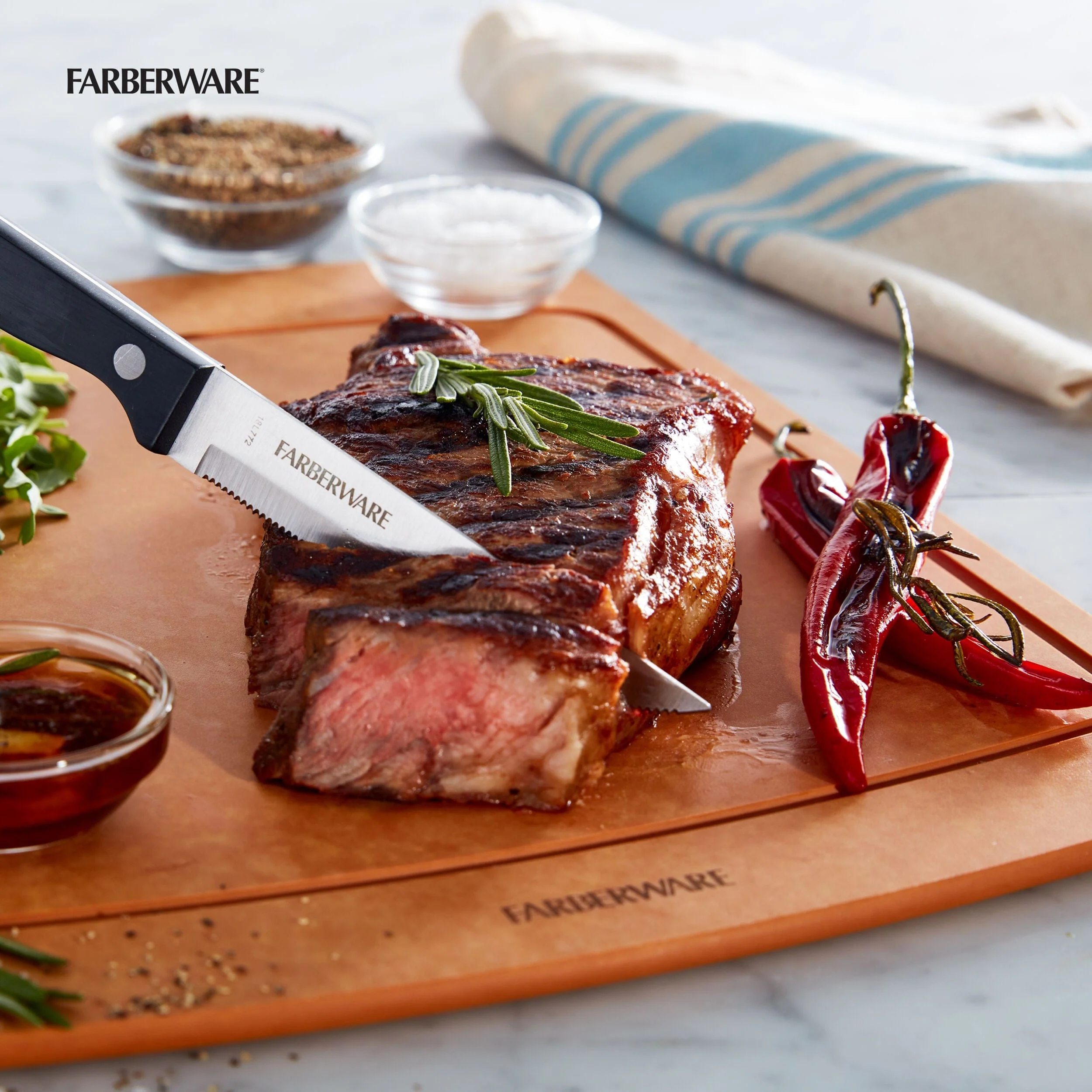 Farberware Full-Tang Triple Rivet 'Never Needs Sharpening' Stainless Steel Steak Knife Set, 4 Piece, Black - Image 2
