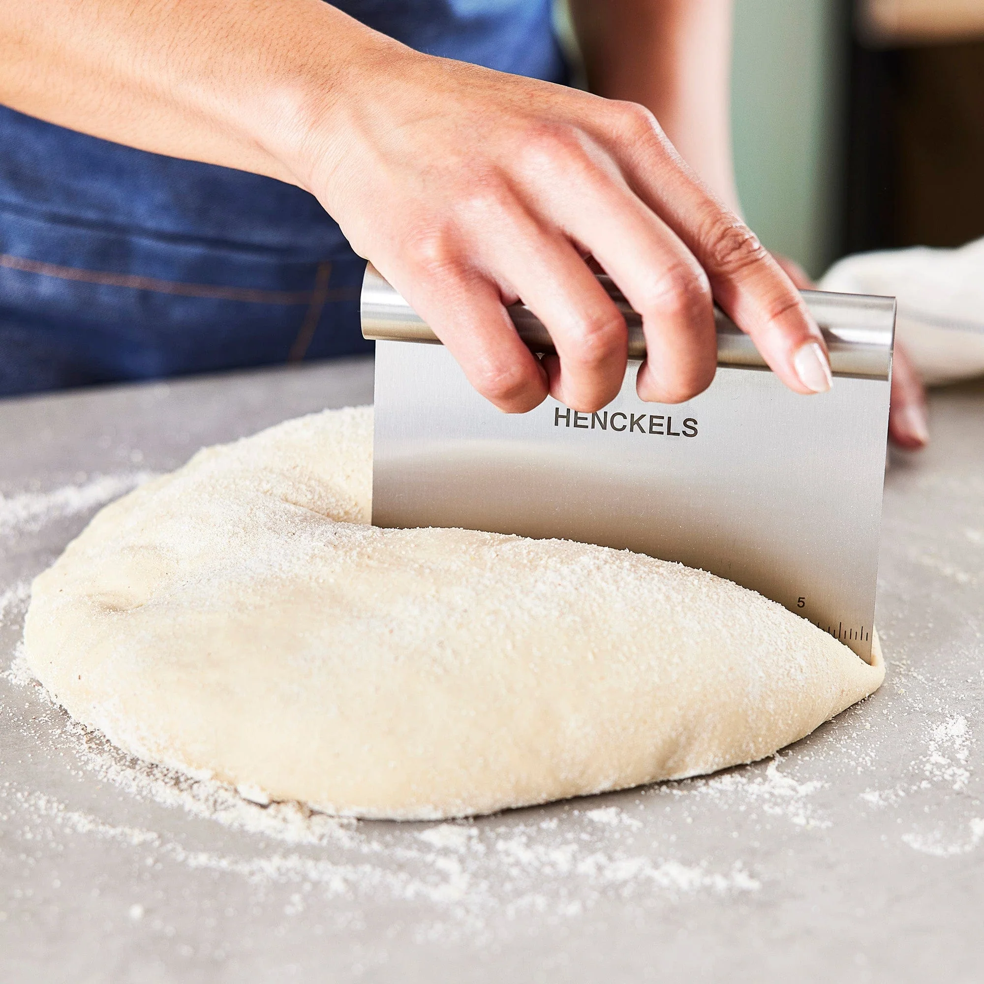 Henckels BBQ 2-pc Pizza Prep and Cut Set - Image 3