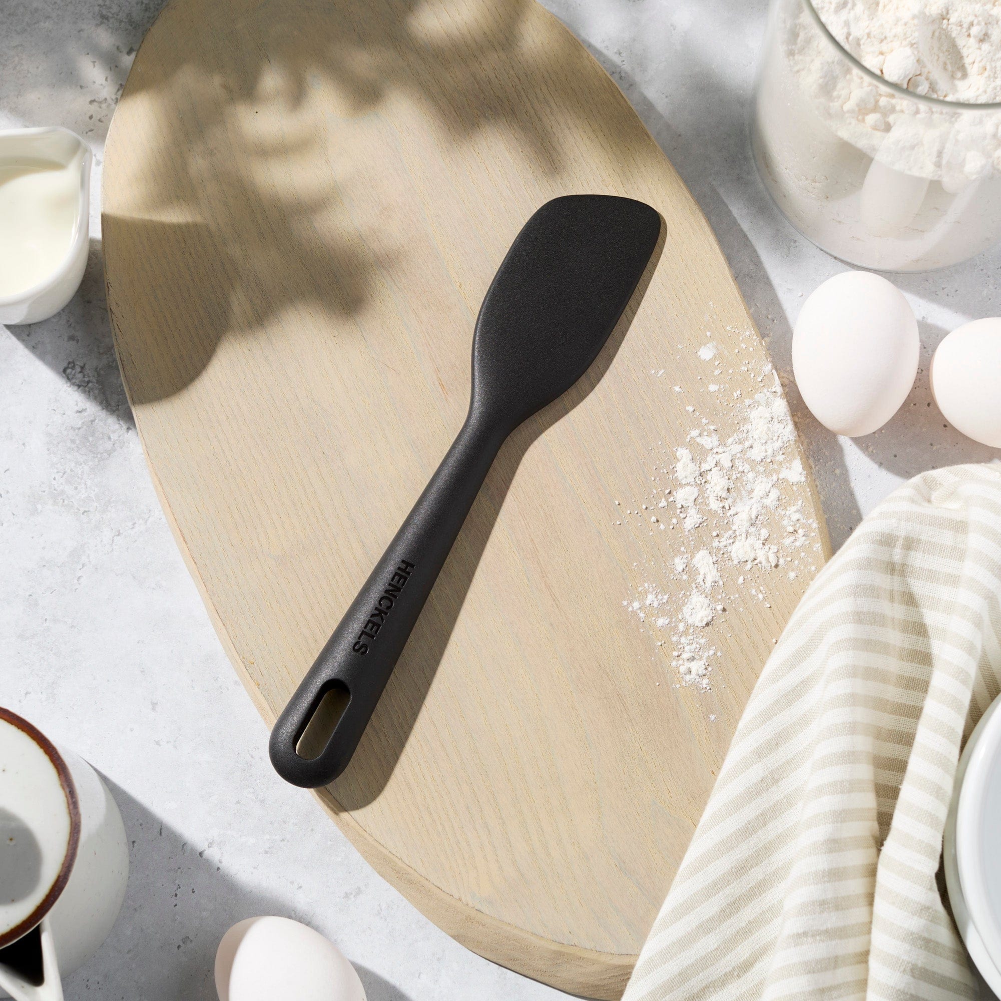 Henckels Silicone Onyx Small Spatula, BPA-Free Cooking Utensil - Image 2
