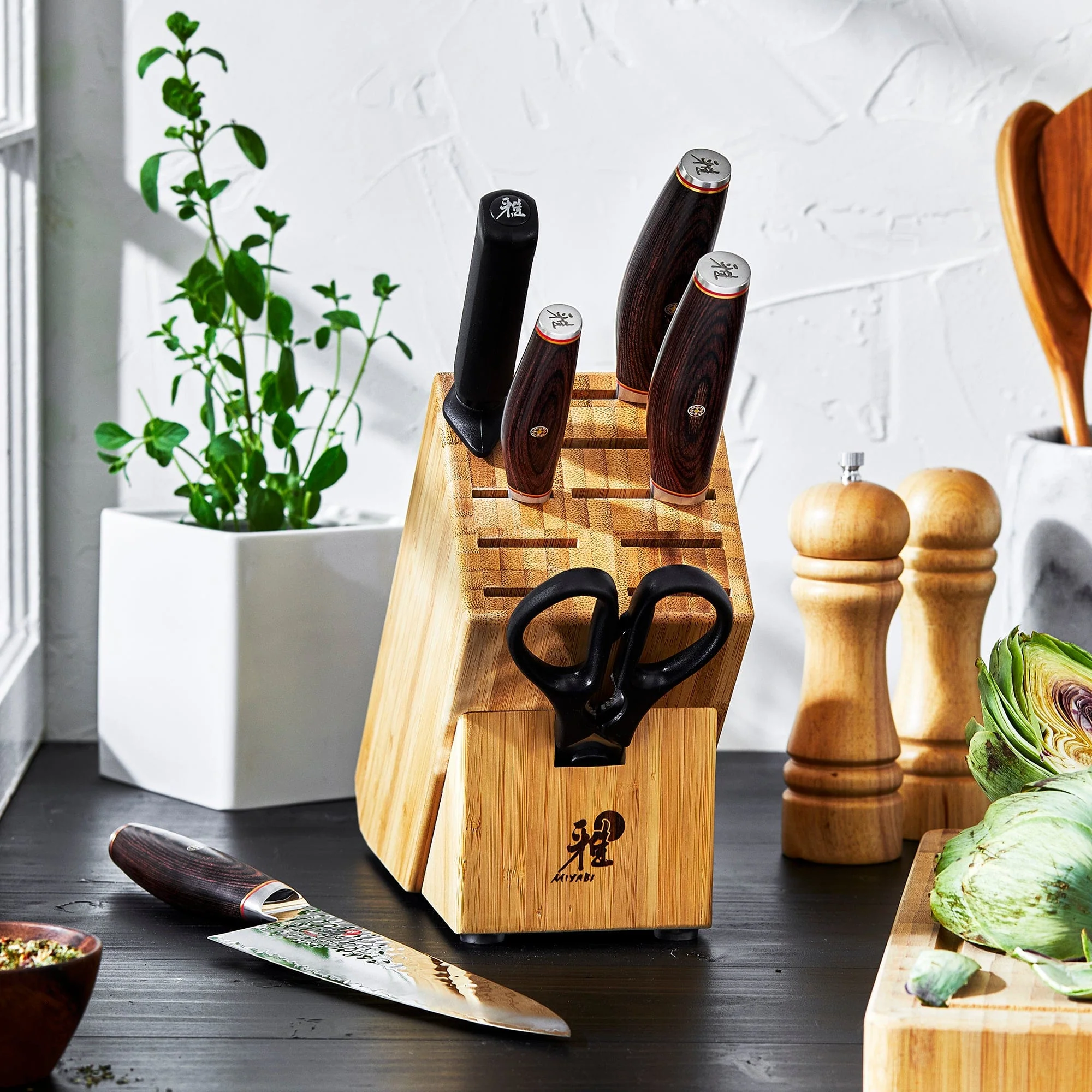 Miyabi Artisan 7-pc Knife Block Set - Image 2