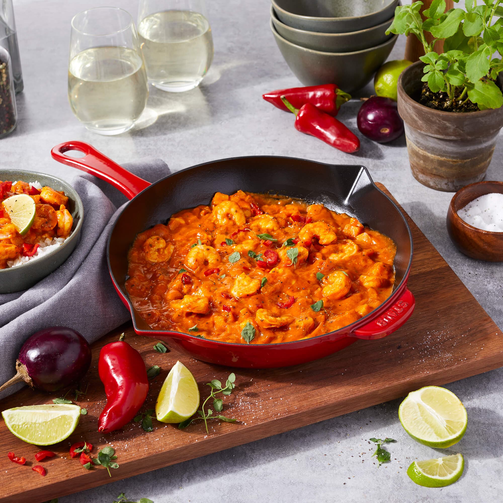 Staub Cast Iron 10-inch Fry Pan - Cherry - Image 2