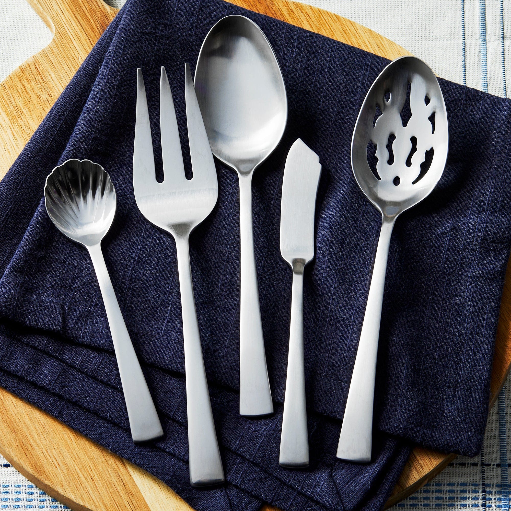 Zwilling Bellasera Satin 45-Piece Flatware Set - Image 3
