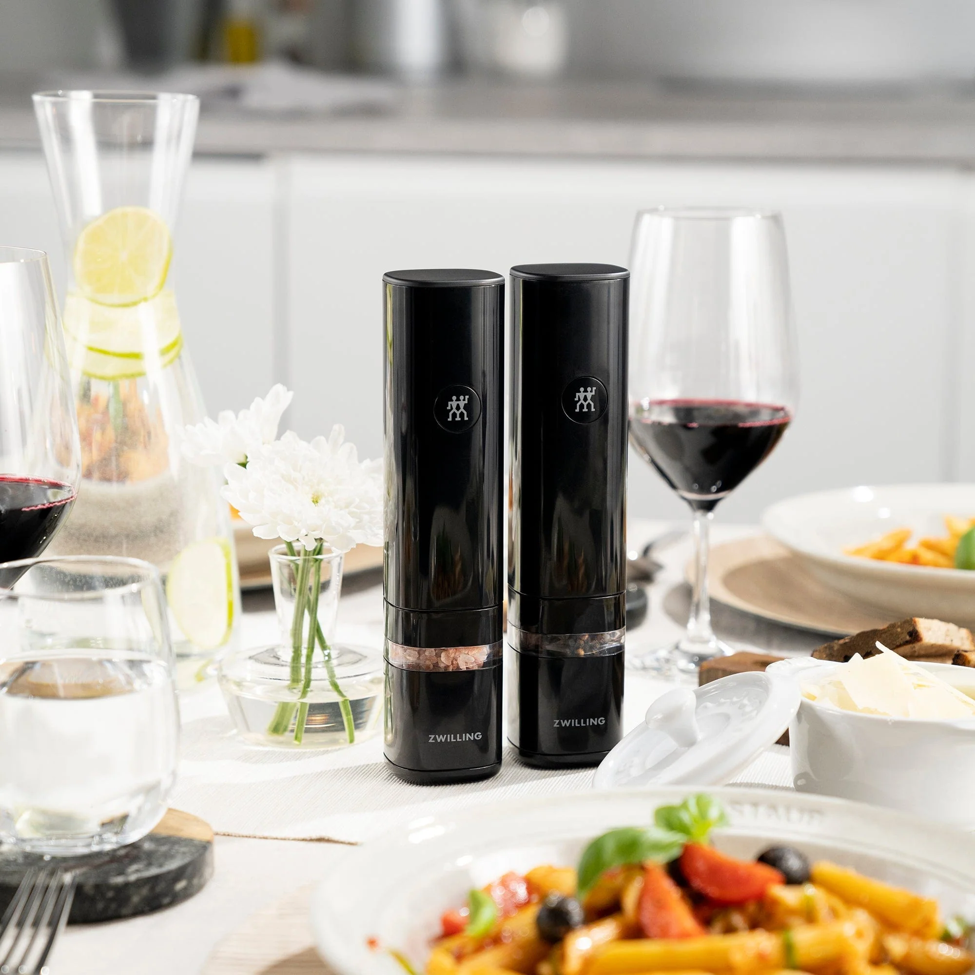 Zwilling Enfinigy Electric Salt/Pepper Mill - Black - Image 6