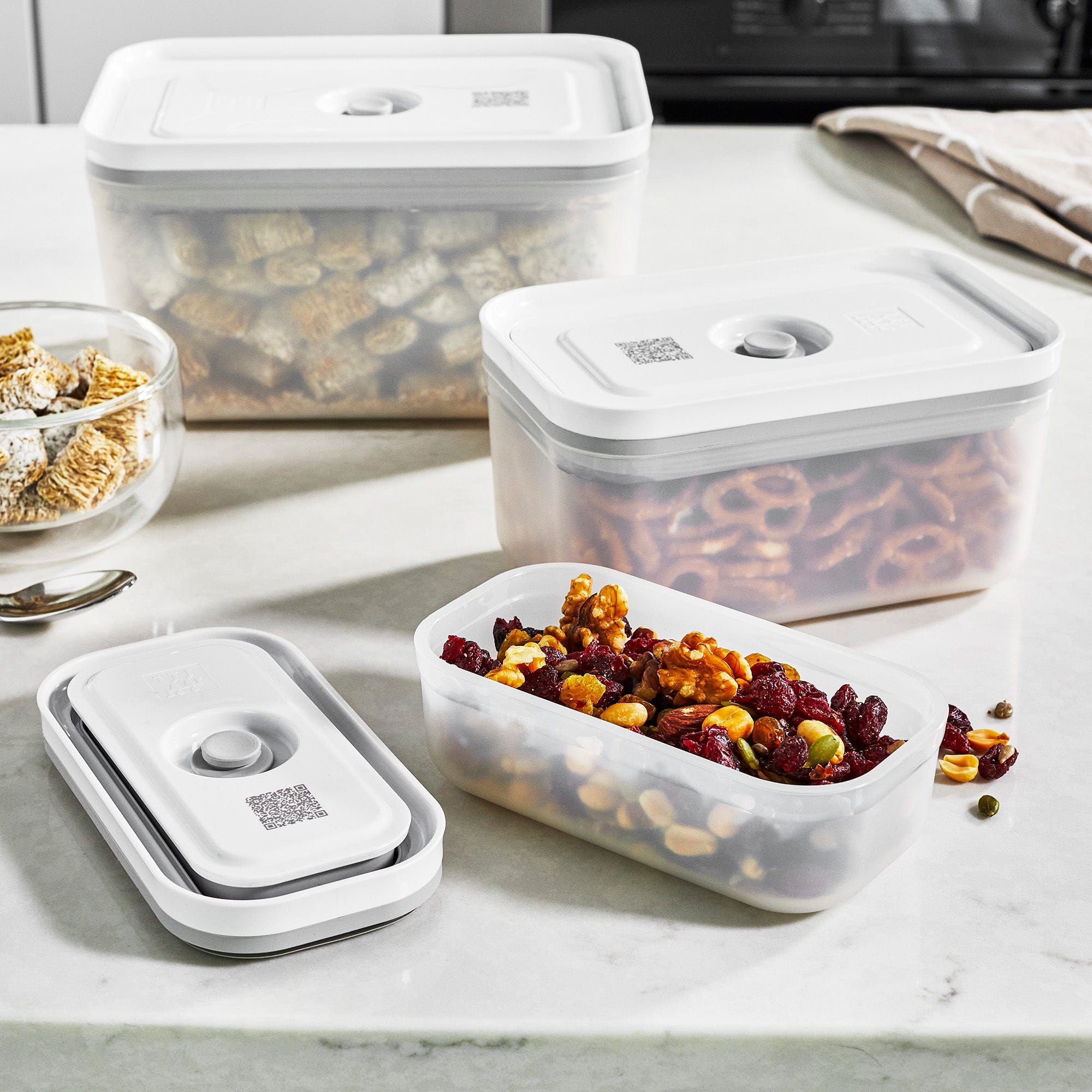 Zwilling Fresh & Save 3-pc Plastic Food Storage Container, Meal Prep Container, BPA-Free- Assorted Sizes - Image 2