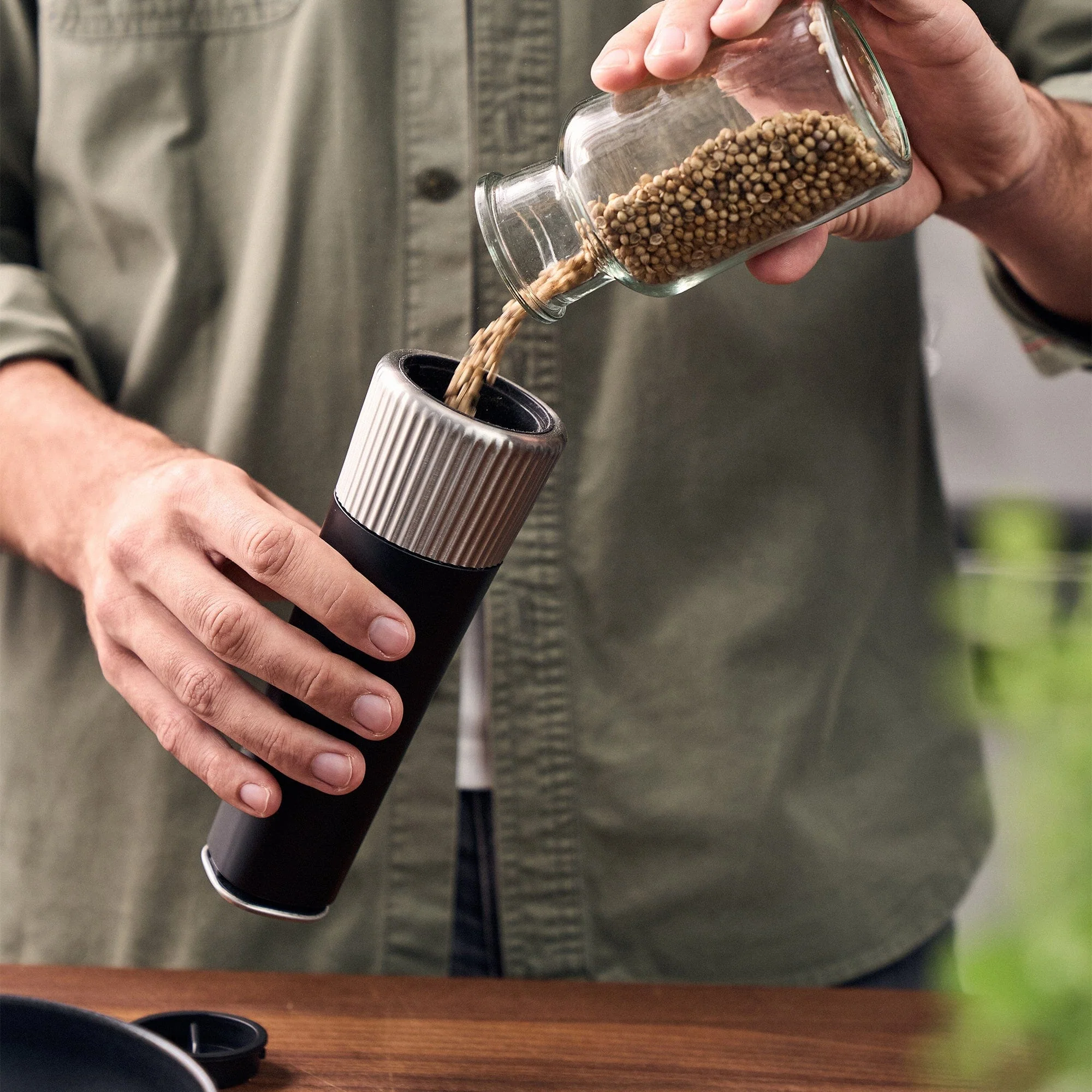 Zwilling Spices Upside-Down Manual Spice Mill, Black - Image 7