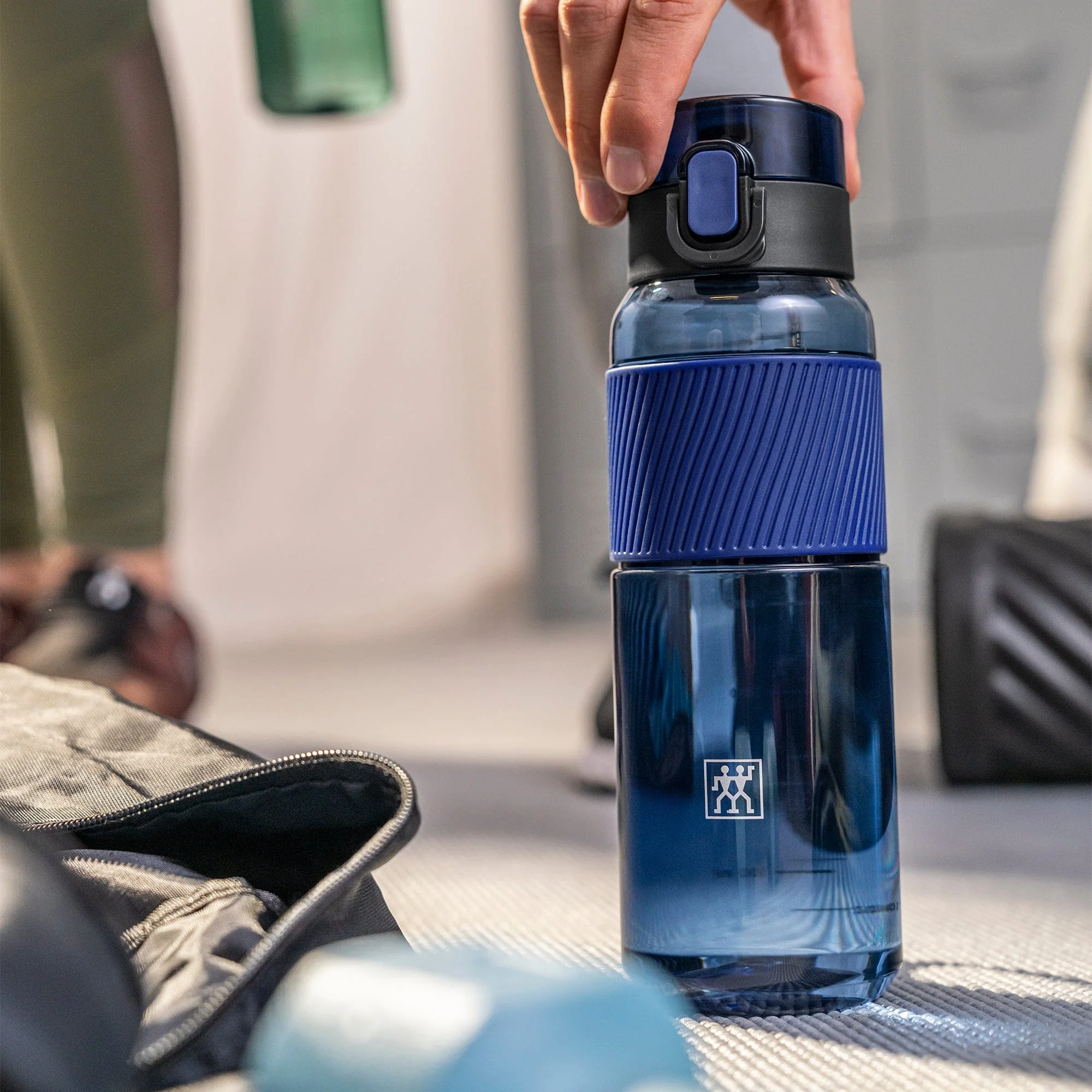 Zwilling Tritan 24-ounce Water Bottle - Dark Blue - Image 2